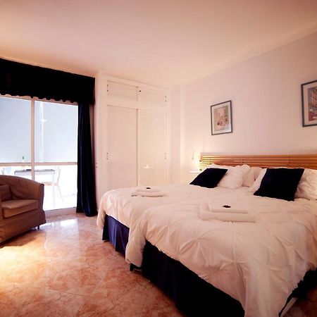 Apartamentos Dc Беналмадена Екстериор снимка