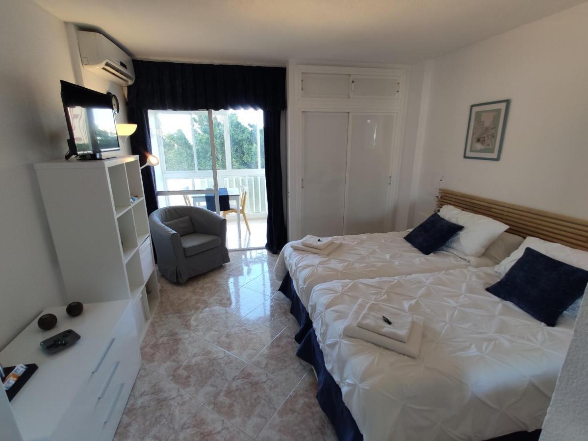 Apartamentos Dc Беналмадена Екстериор снимка
