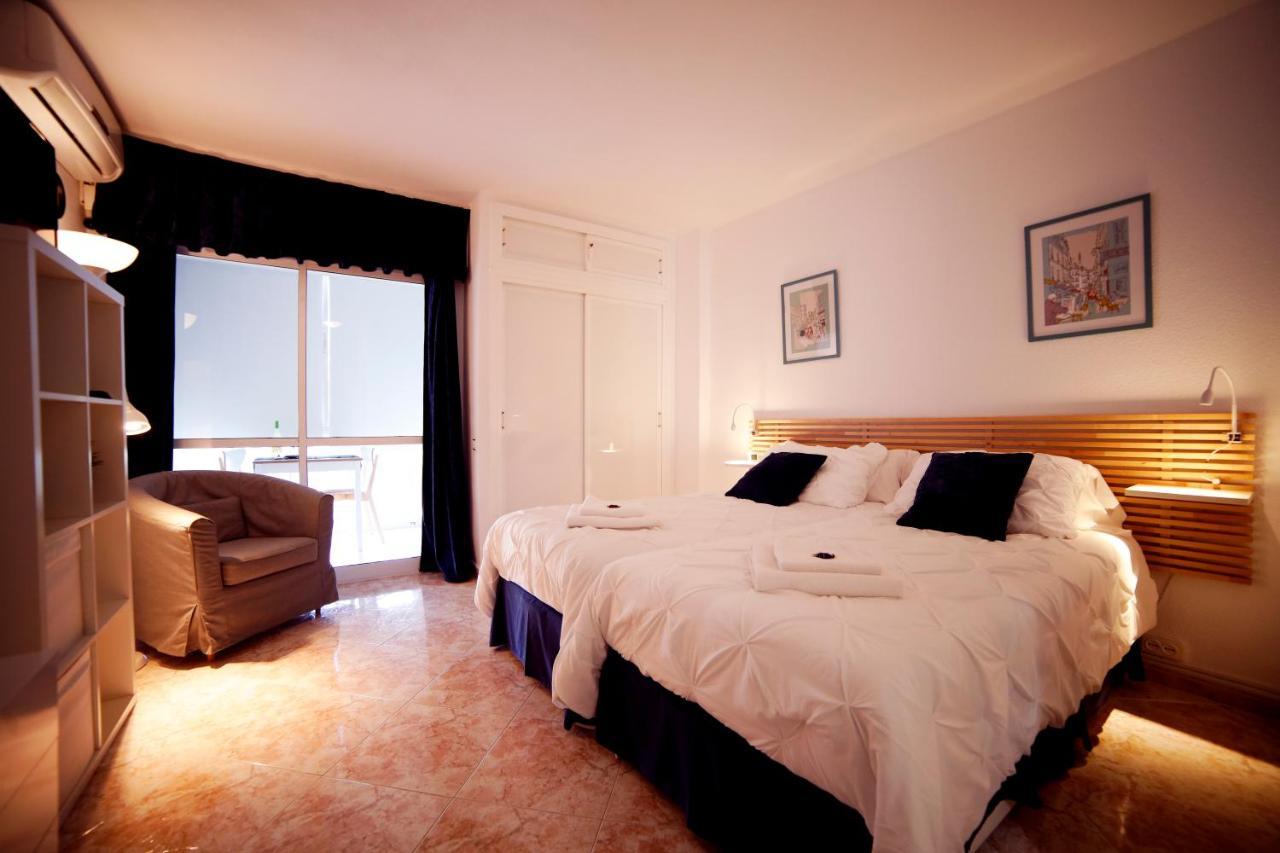 Apartamentos Dc Беналмадена Екстериор снимка