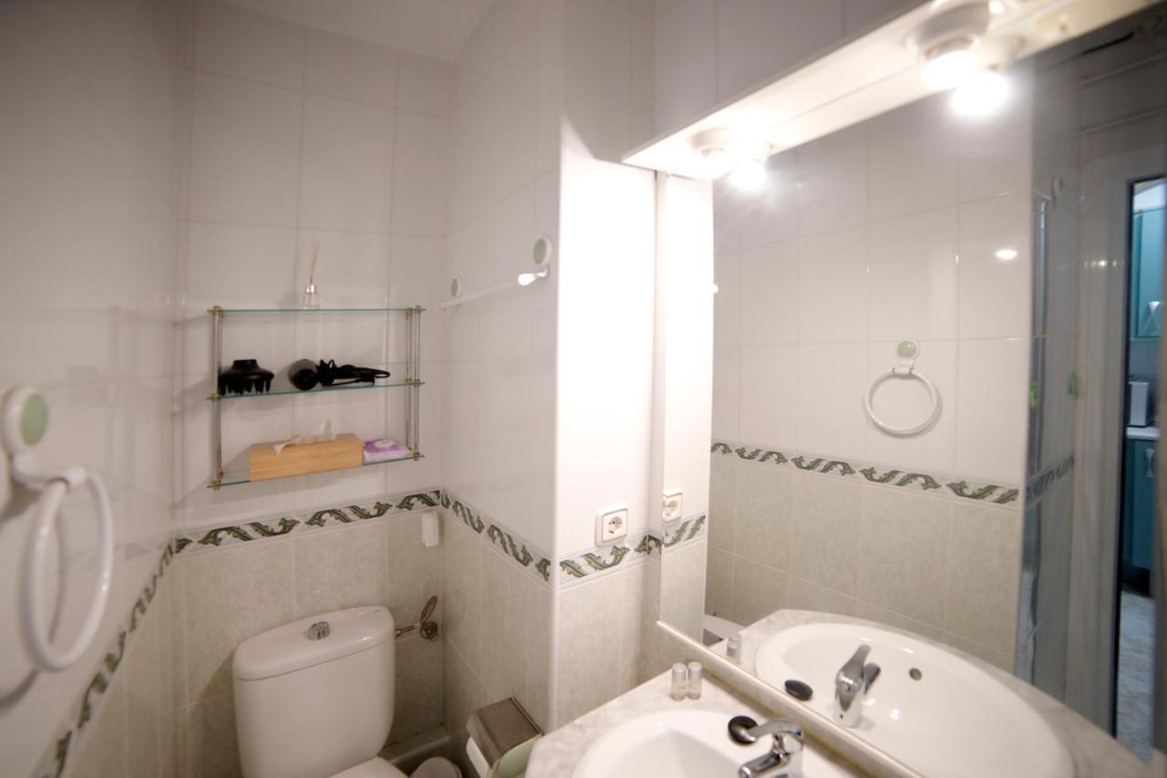 Apartamentos Dc Беналмадена Екстериор снимка