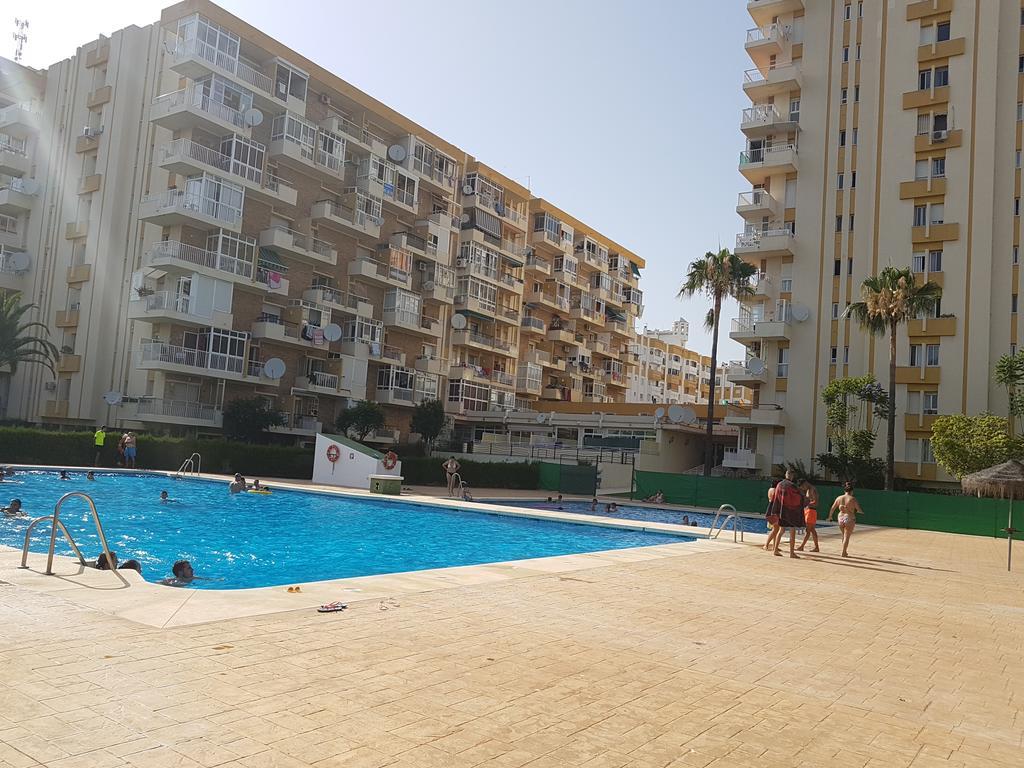 Apartamentos Dc Беналмадена Екстериор снимка